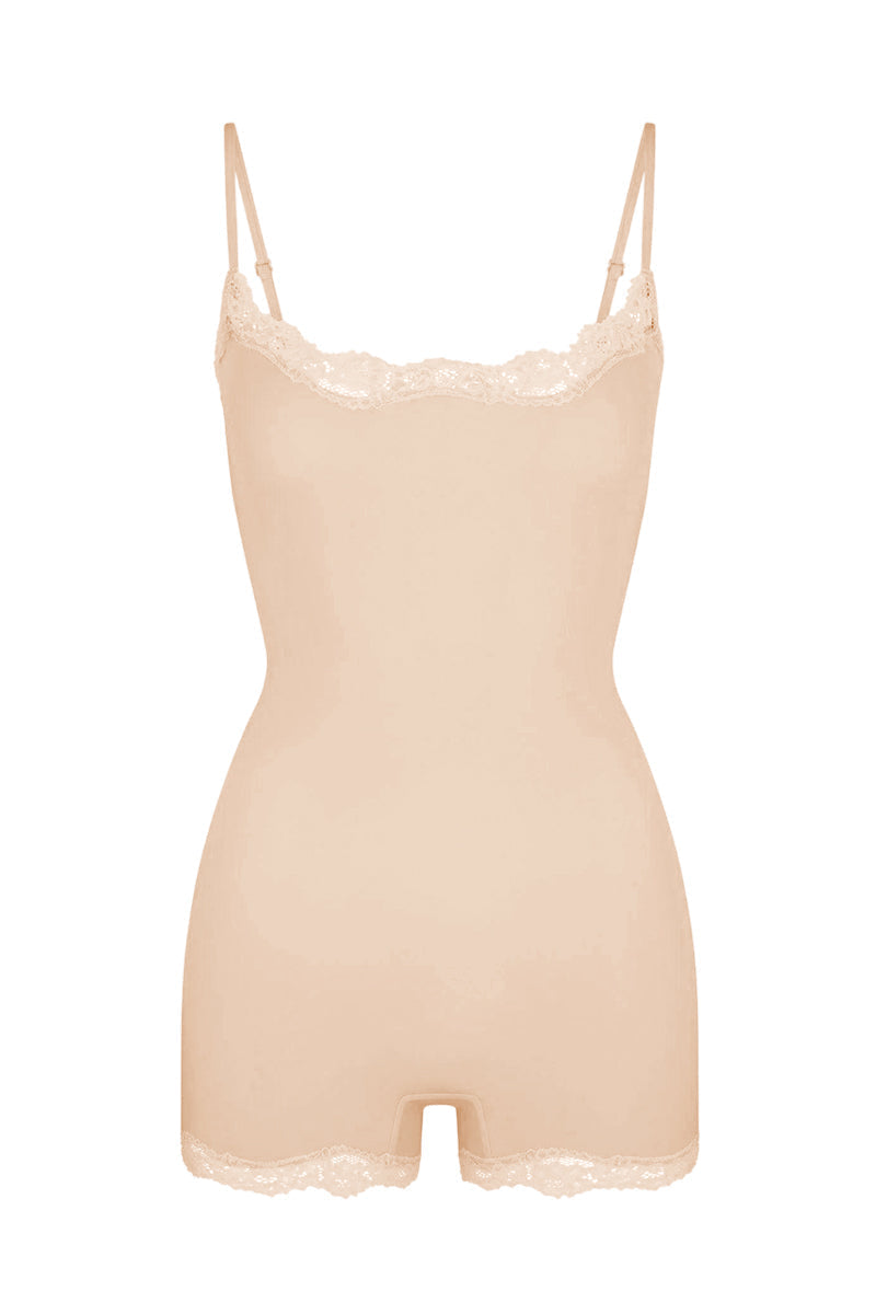 Mono de mujer con tirantes de espagueti, encaje en la parte superior y juego transpirable