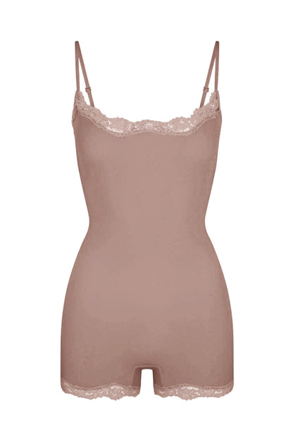 Mono de mujer con tirantes de espagueti, encaje en la parte superior y juego transpirable